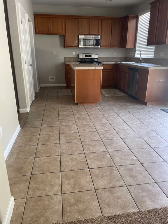 4 Bedroom, 2.5 Ba. Two Story, Gold Creek Estates, Valley Springs, Ca