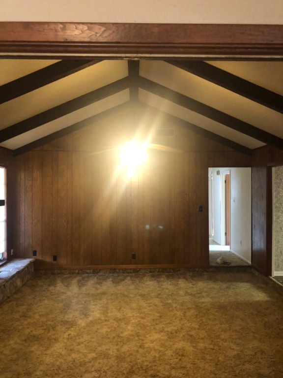 Pleasant 4 bedroom 2 BA 2,532 sq ft home w/2 car garage for rent in Haughton, La  (682) 558 - 0387