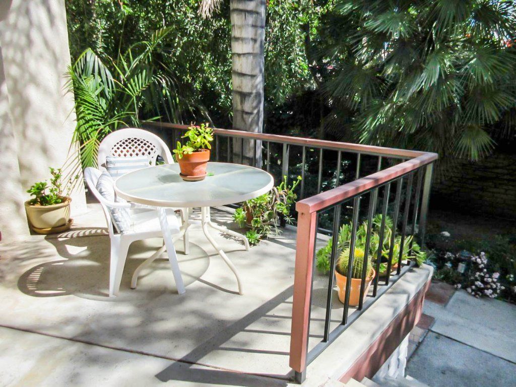 For Lease: 2BR+Den 2.5 BA condo in Valley Village for $2,895