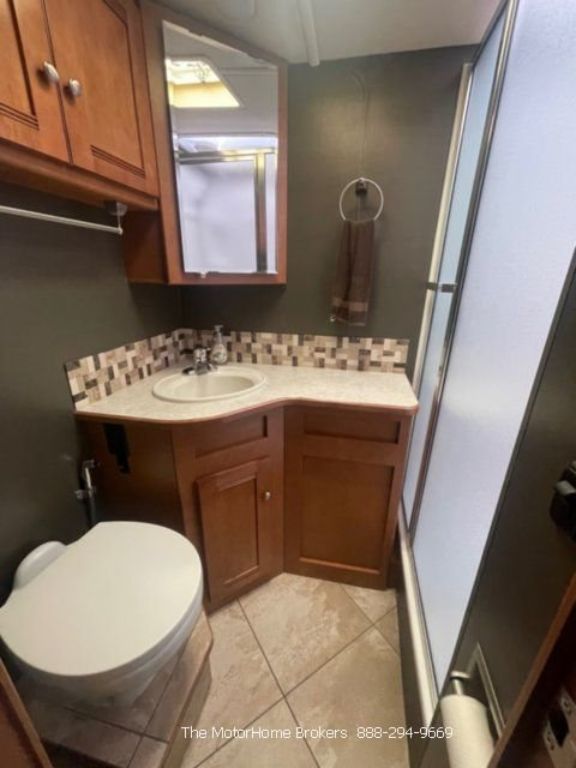 2019 Winnebago Sightser 33C **REDUCED**