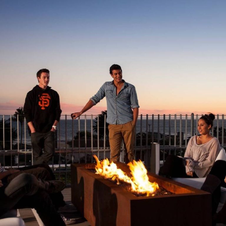 Furnished ROOM Near UCSB Available now