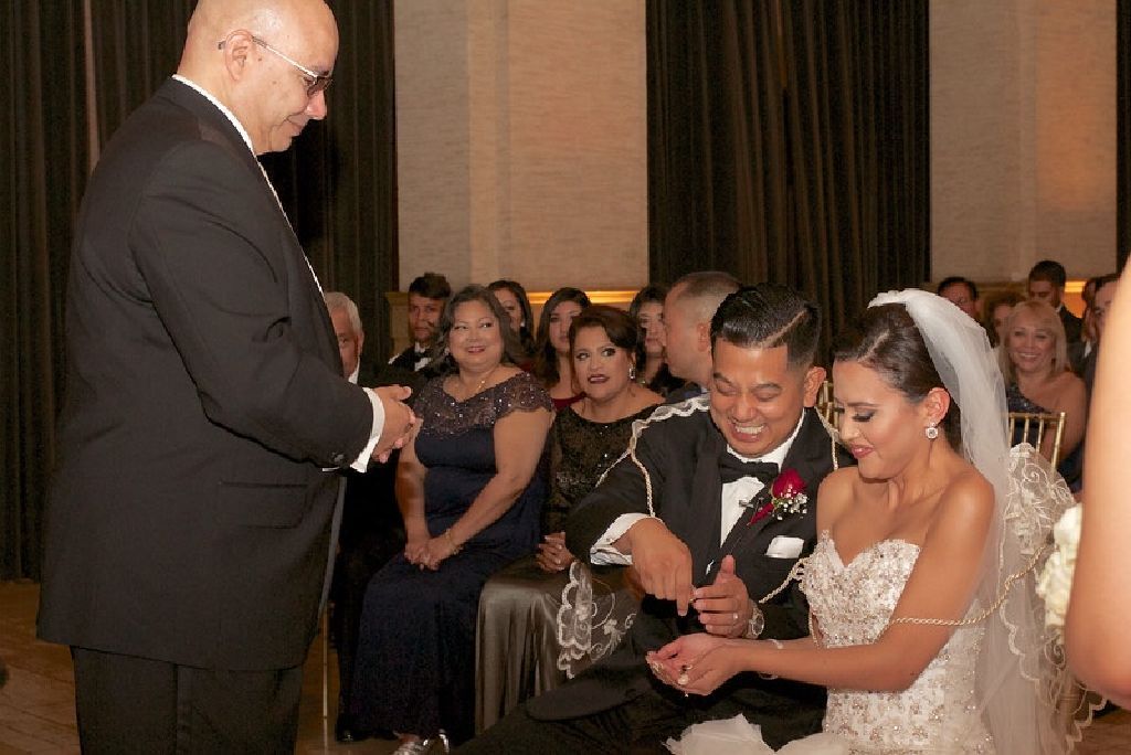 TRADITIONAL FILIPINO CATHOLIC FILIPINO WEDDING CEREMONY