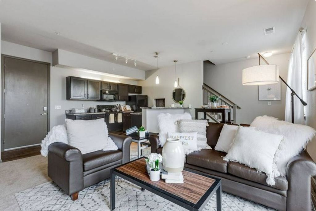 Apartment available for sublease