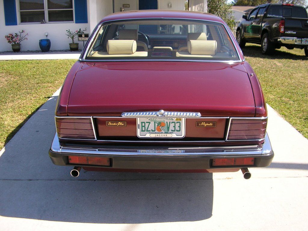 1990 Jaguar Vanden Plas Majestic