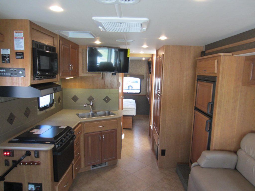 2015 Fleetwood Storm 30L