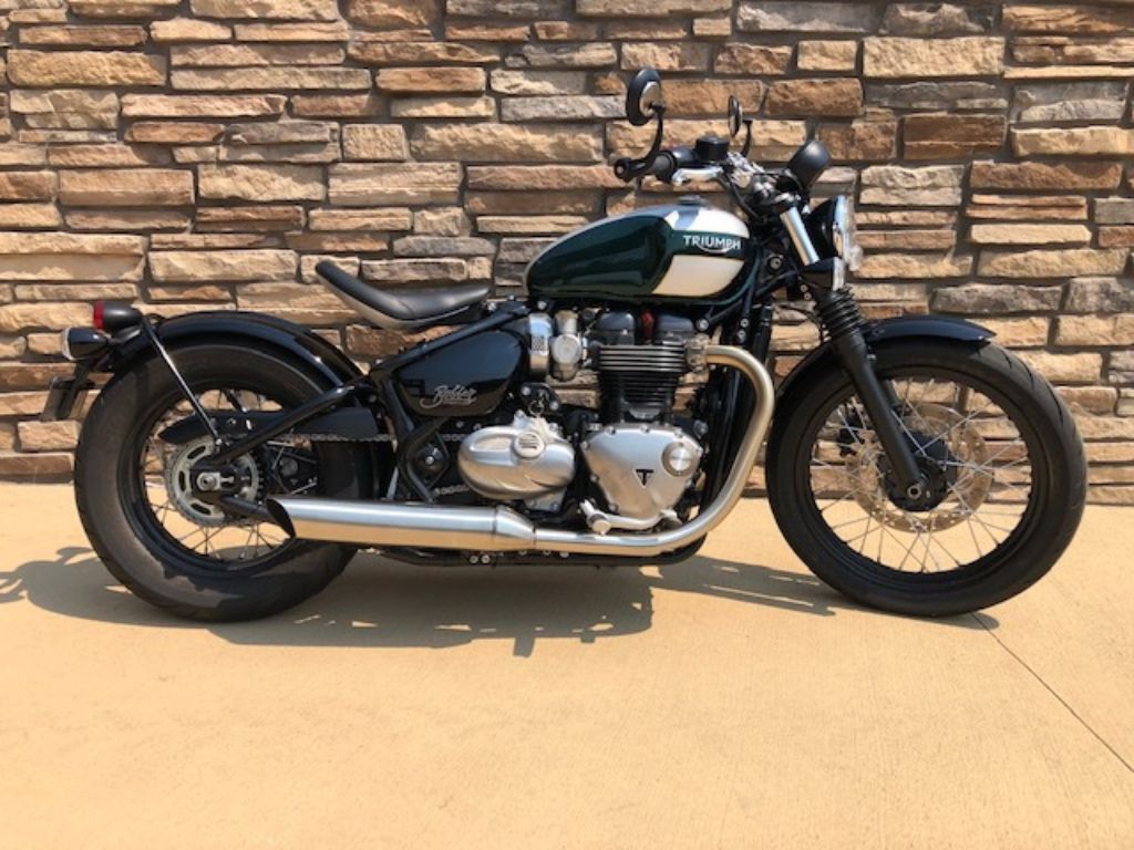 2017 TRIUMPH BOBBER