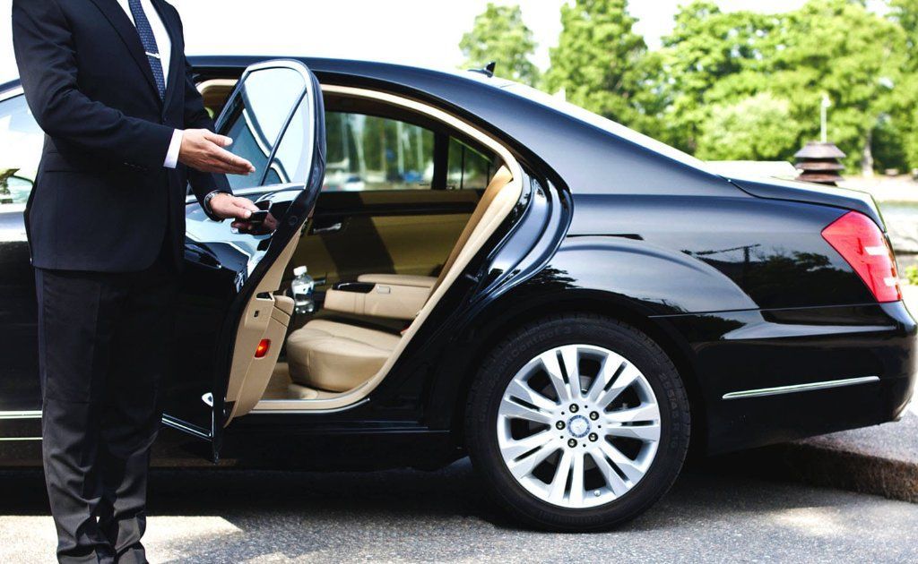 Servicio de TAXI LATINO- 469 563 3252 dallas fortworth tx 24 hrs