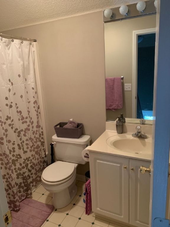 Roommate wanted. Prefer 25 and older who is a little OCD