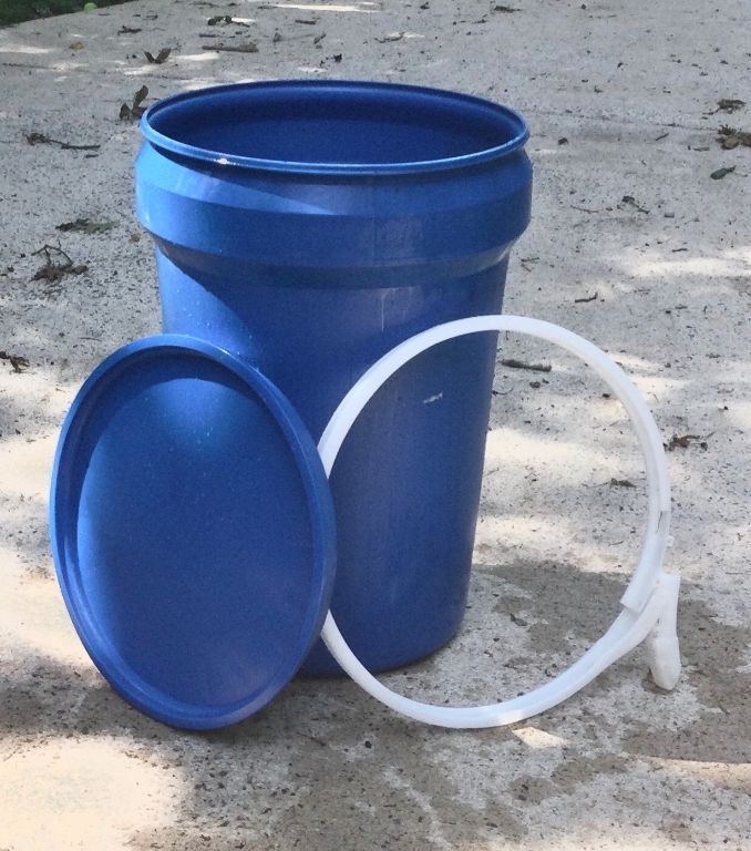 Food grade plastic barrel (Jasper, Ga)