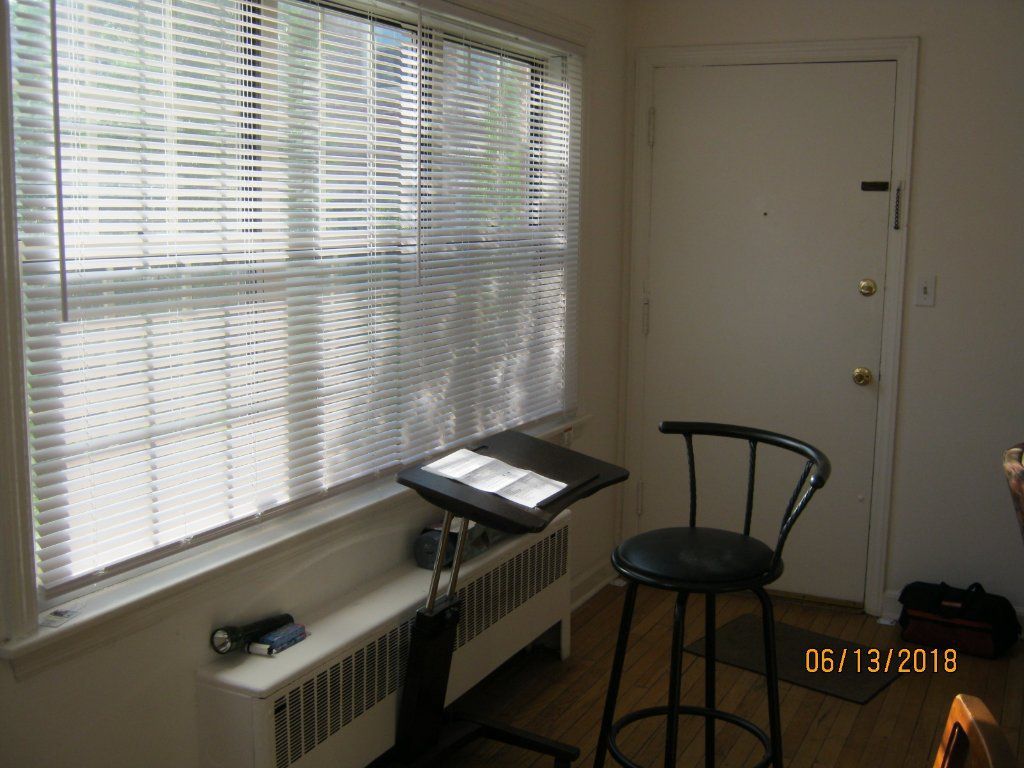 2 BR 1 Bath  Ground Floor Apartment