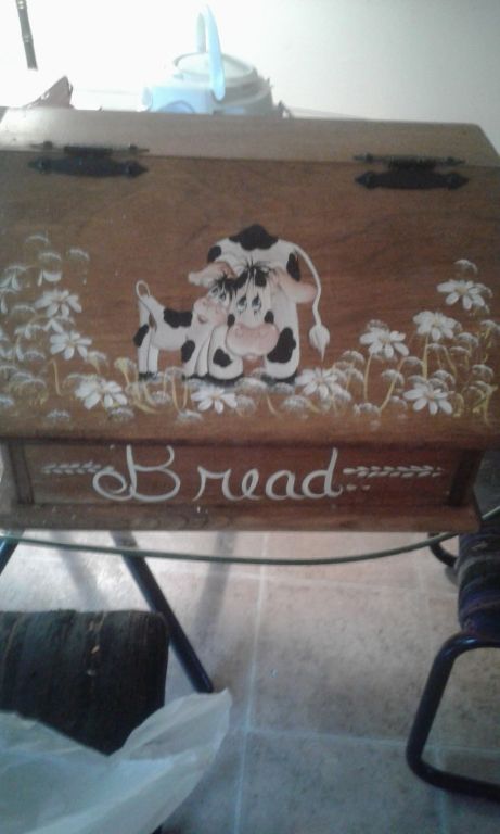 Bread box