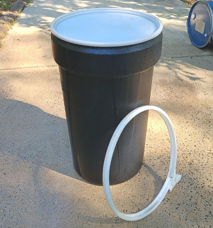 55 gallon barrel (Jasper, Ga)