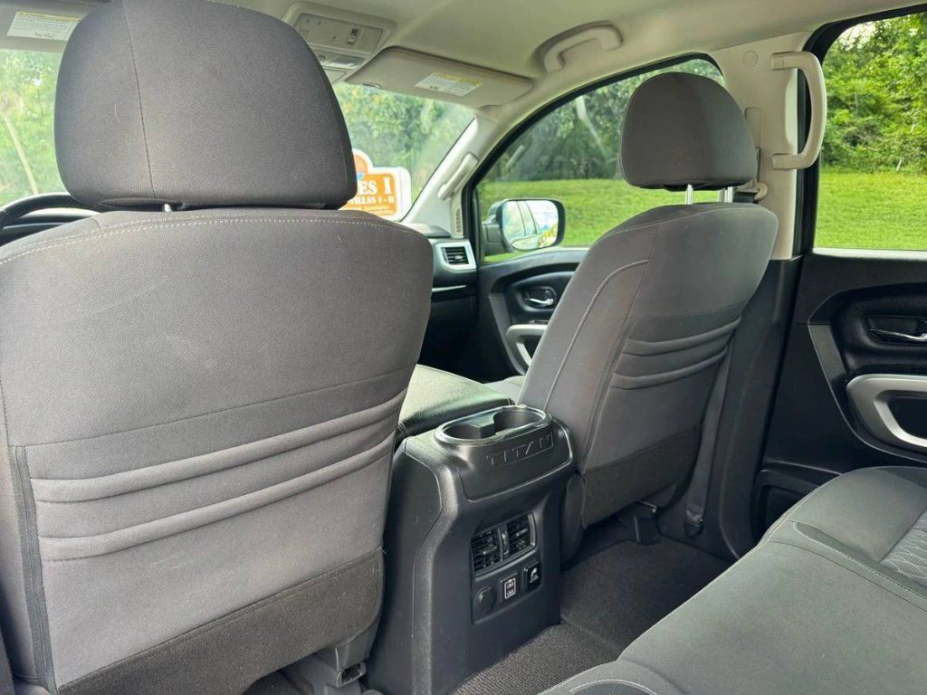 2021 Nissan Titan Crew Cab Pickup Truck ~ 4X4 ~ 1-Owner ~ Like New ~ 4 New Tires ~ 727-358-0101