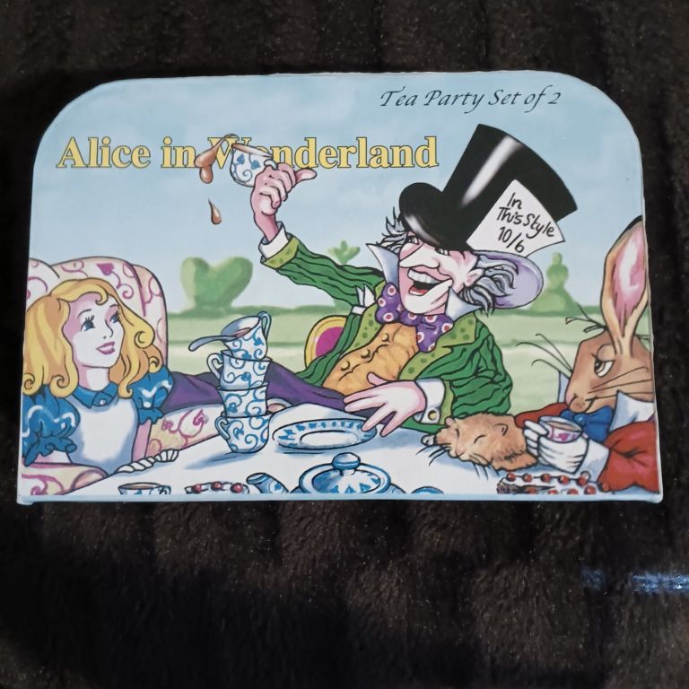 Paul Cardew "Alice in Wonderland" Tea Set