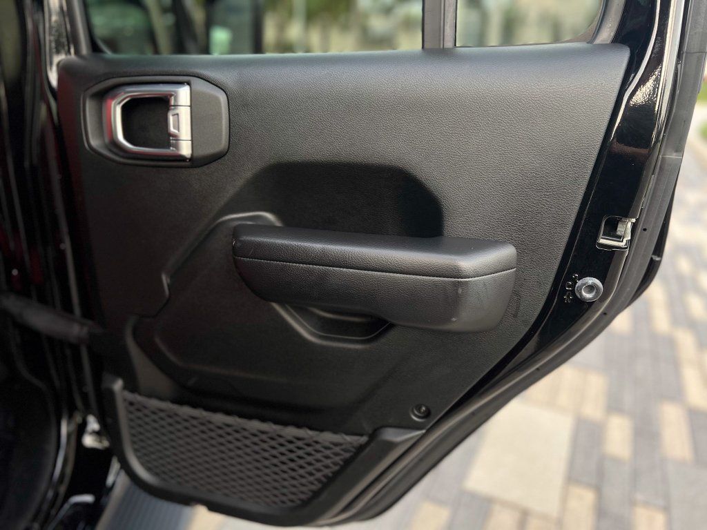 2021 JEEP Wrangler Rubicon