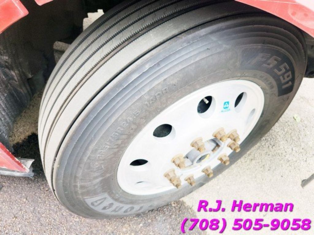 2016 Volvo Tandem Sleeper