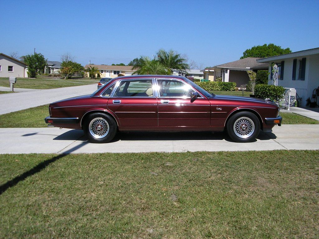 1990 Jaguar Vanden Plas Majestic
