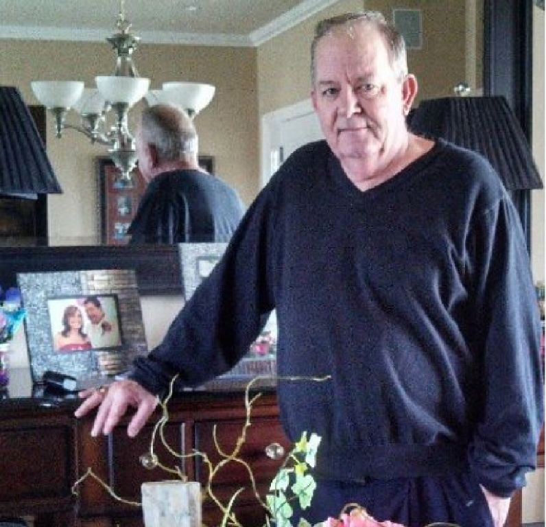 ROGER ELLIOTT SEBRINGS AUTO DETAILING 712-262-3725 SHOP 11 W 2ND ST SPENCER