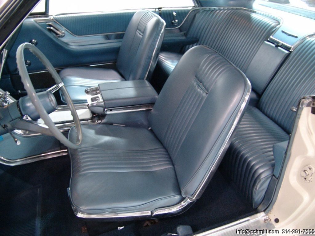 1964 Ford Thunderbird