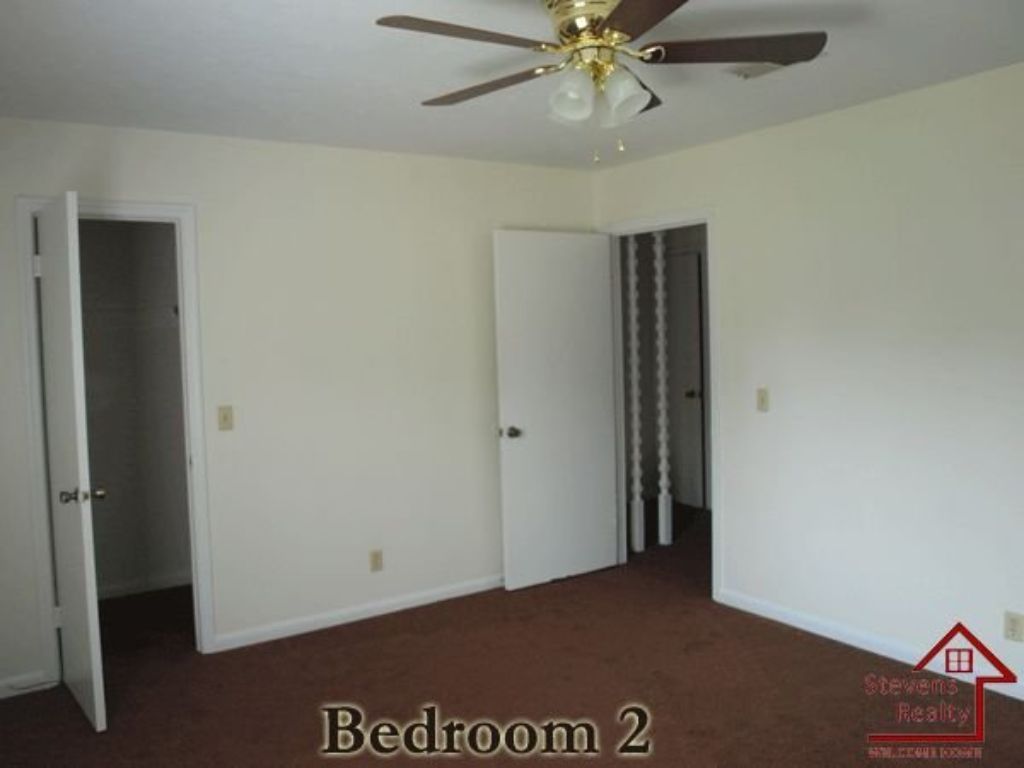 $200 Off First Months Rent! Warm, Cozy and Ready for you to Move In