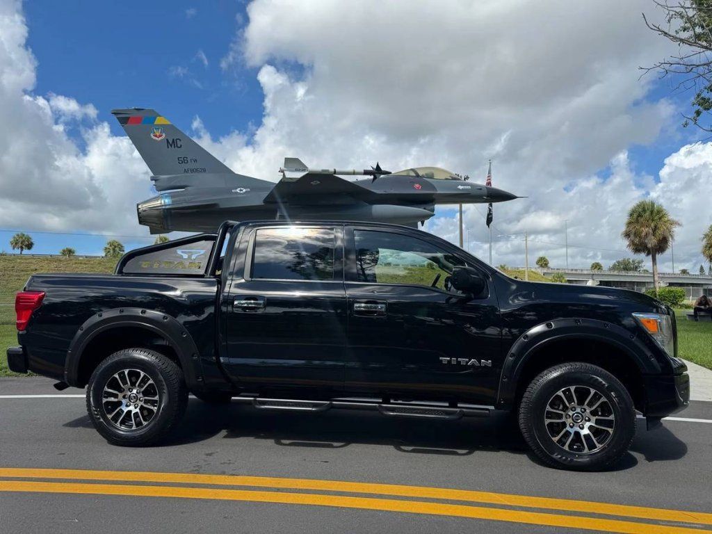 2021 Nissan Titan Crew Cab Pickup Truck ~ 4X4 ~ 1-Owner ~ Like New ~ 4 New Tires ~ 727-358-0101