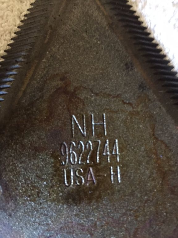 Sickle bar blades sections replacement