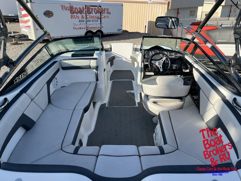 2014 YAMAHA SX212 JET BOAT