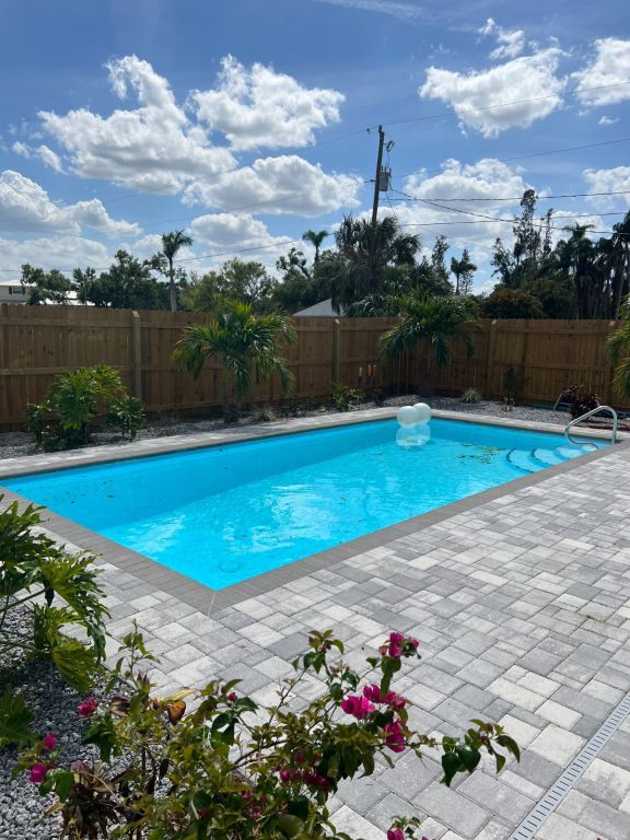 Adorable updated pool home now available for Seasonal rental in Punta Gorda!