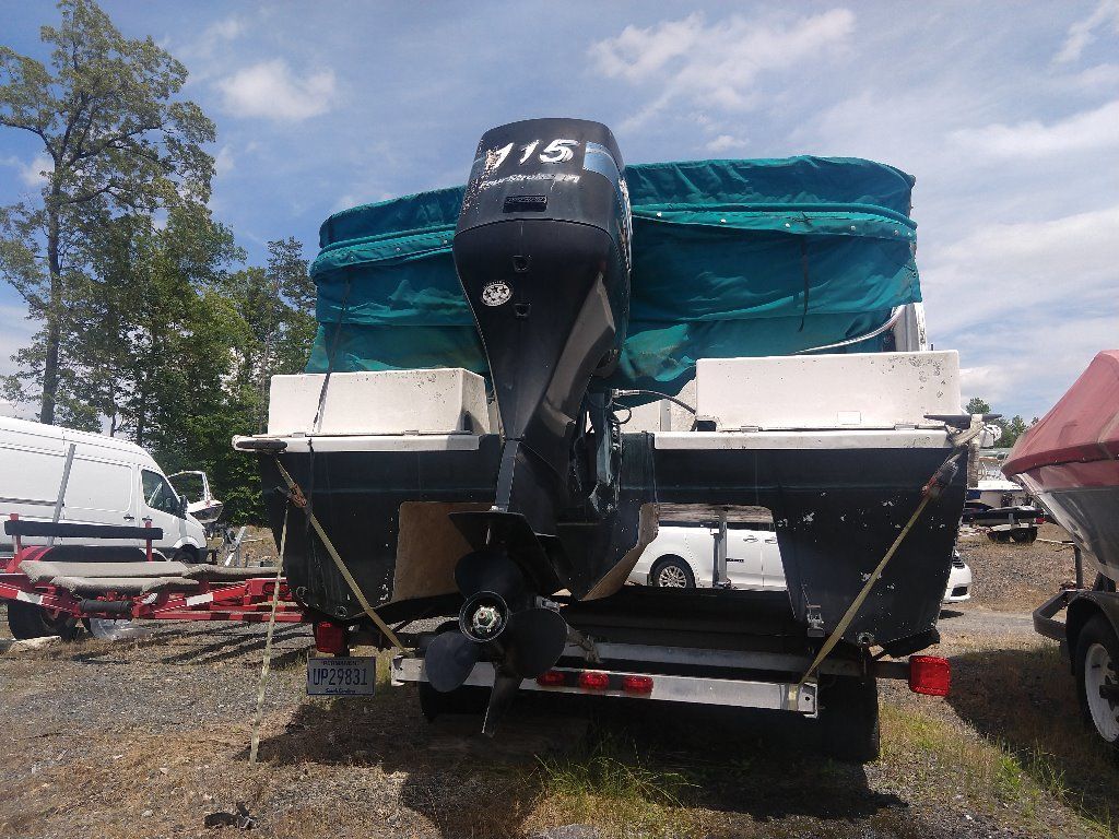 1997 Pontoon Boat with Speed Engine