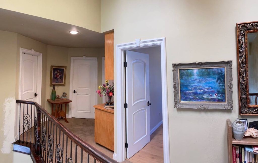 Spacious, quiet, clean smoke and drama free living.