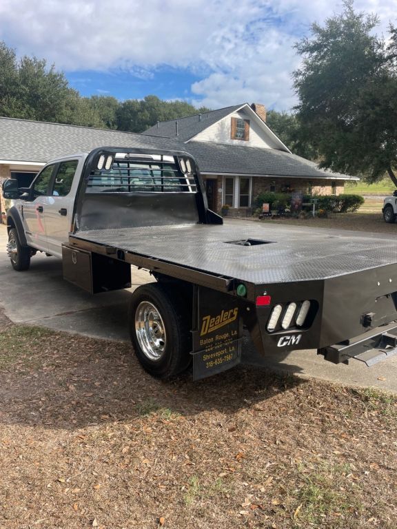 2019 Ford F550 XL Flatbed Truck For Sale in Port Allen, Louisiana 70767
