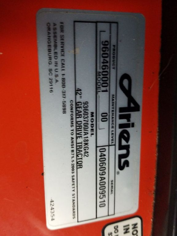 42" Gear Drive Tractor / Riding Lawnmower