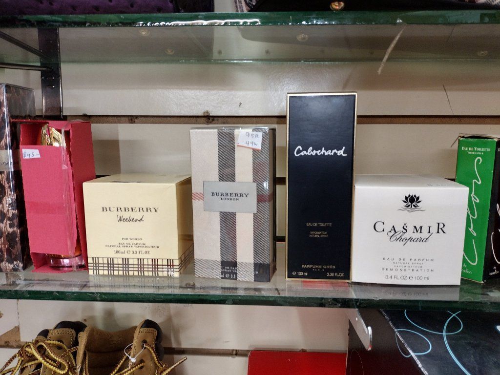 T W FLEA MARKET PAUL SEBASTIAN PASSION KENNETH COLE BLACK COLOGNE