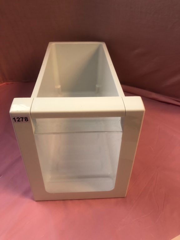 #1278 Whirlpool Refrigerator Center Crisper Drawer Part # W10387778 WPW10387778