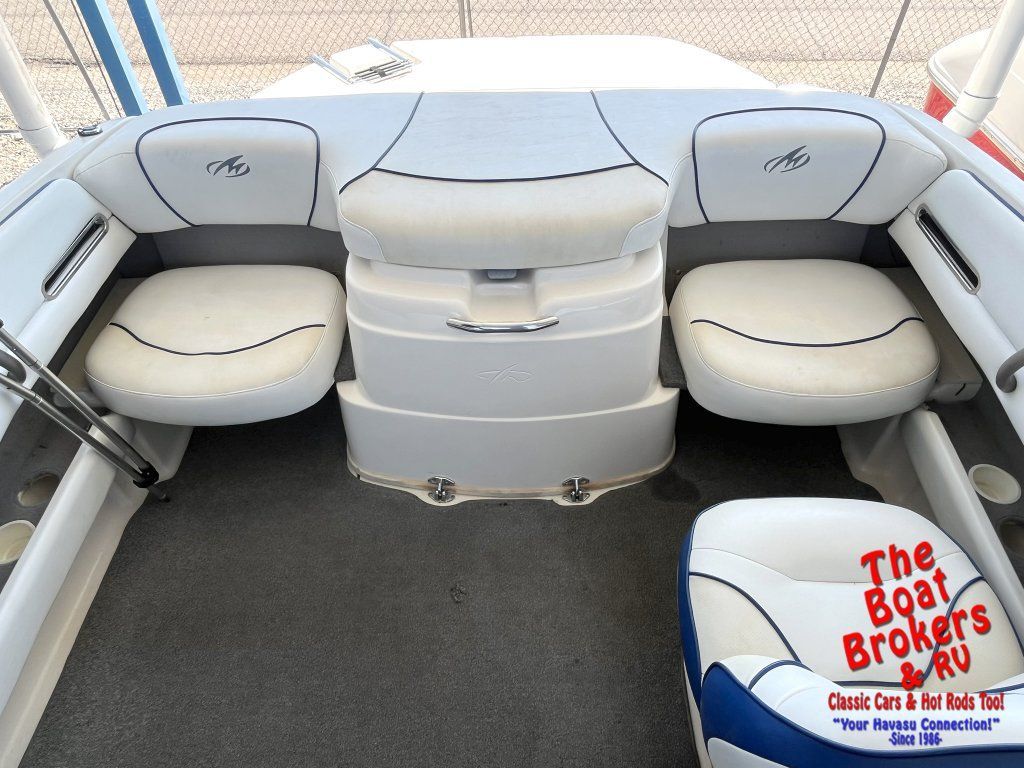 2004 MONTEREY 200LS BOW RIDER