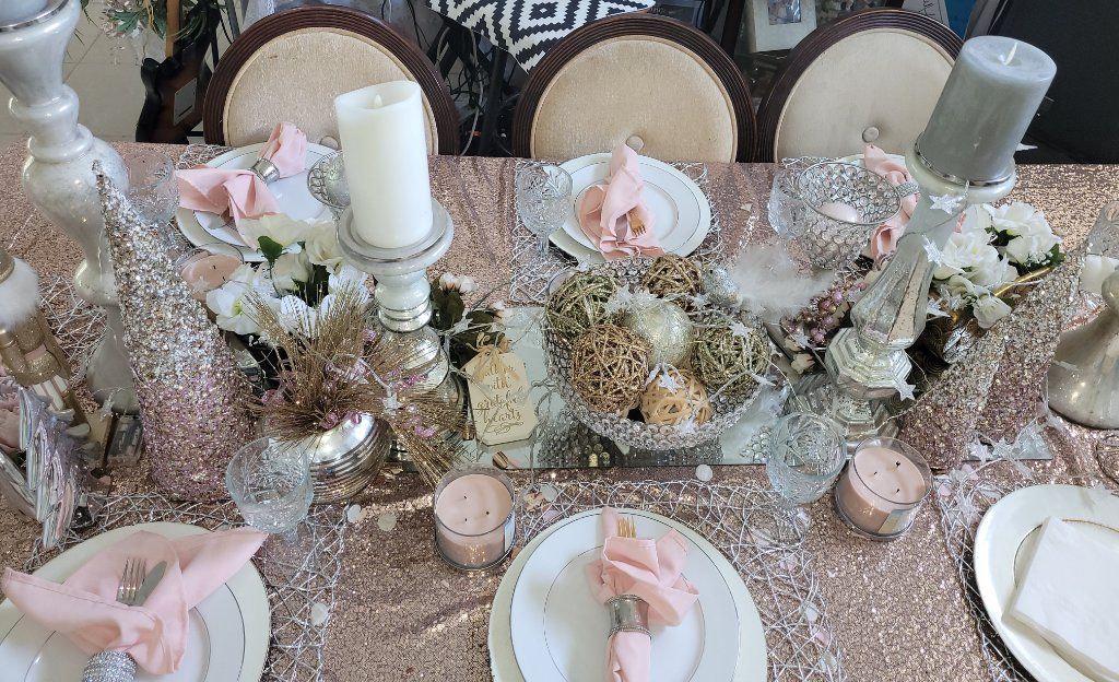 "Newly Decorated Room" available in Cheerful 5 star glam home w/ pool/spa/gazebo!