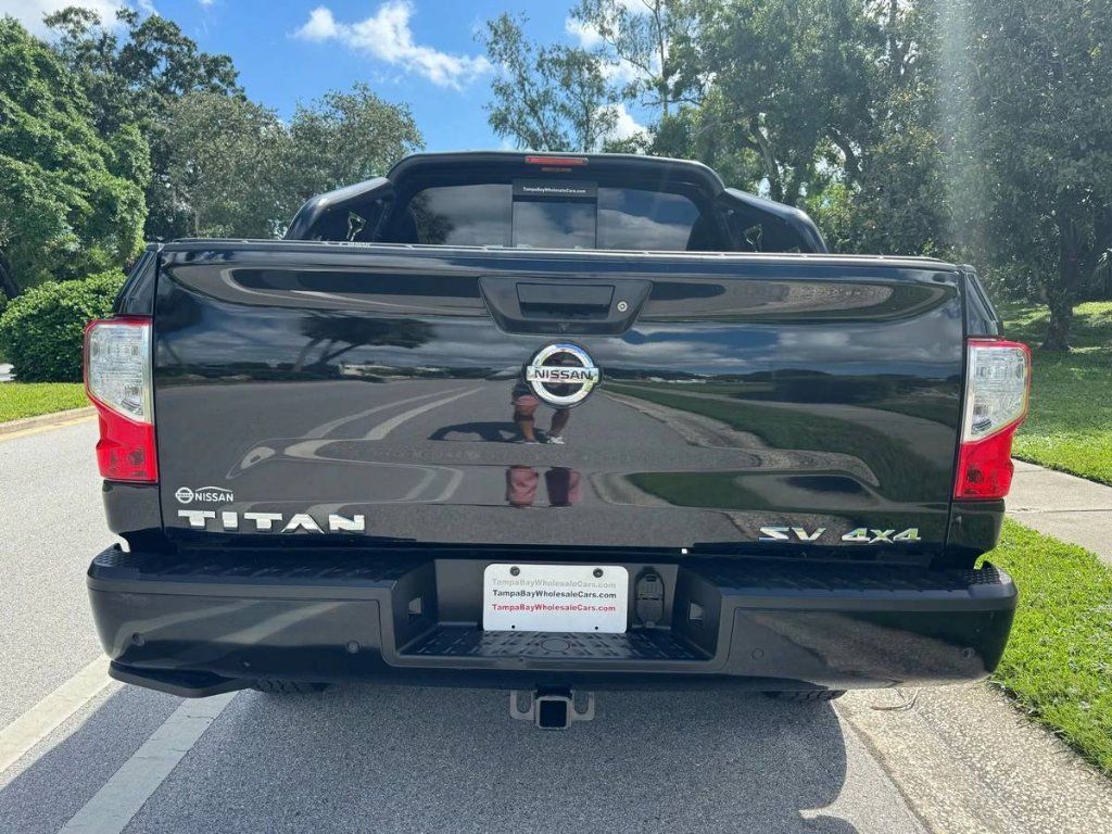 2021 Nissan Titan Crew Cab Pickup Truck ~ 4X4 ~ 1-Owner ~ Like New ~ 4 New Tires ~ 727-358-0101