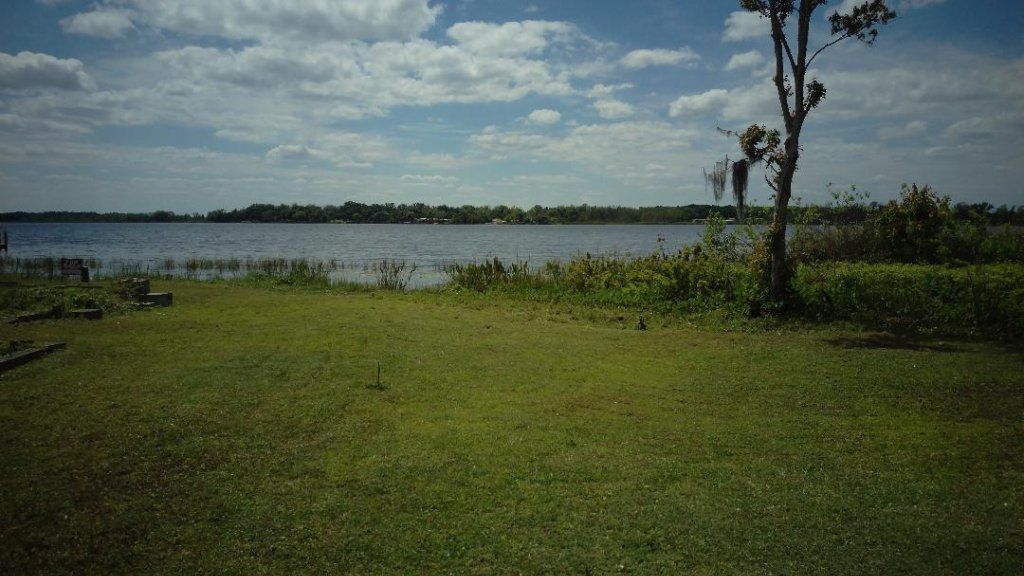 Nice Quiet Waterfront Property On Big Ski Lake! Haines City FL!