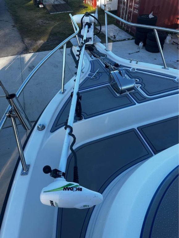 2004 Pursuit 2870 WA Fort Myers, Fl 75900