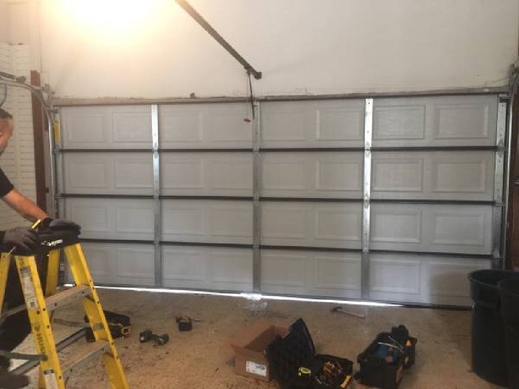 VERY RELIABLE AND ALWAYS ON TIME GARAGE DOOR REPAIR SERVICE NEW YORK
