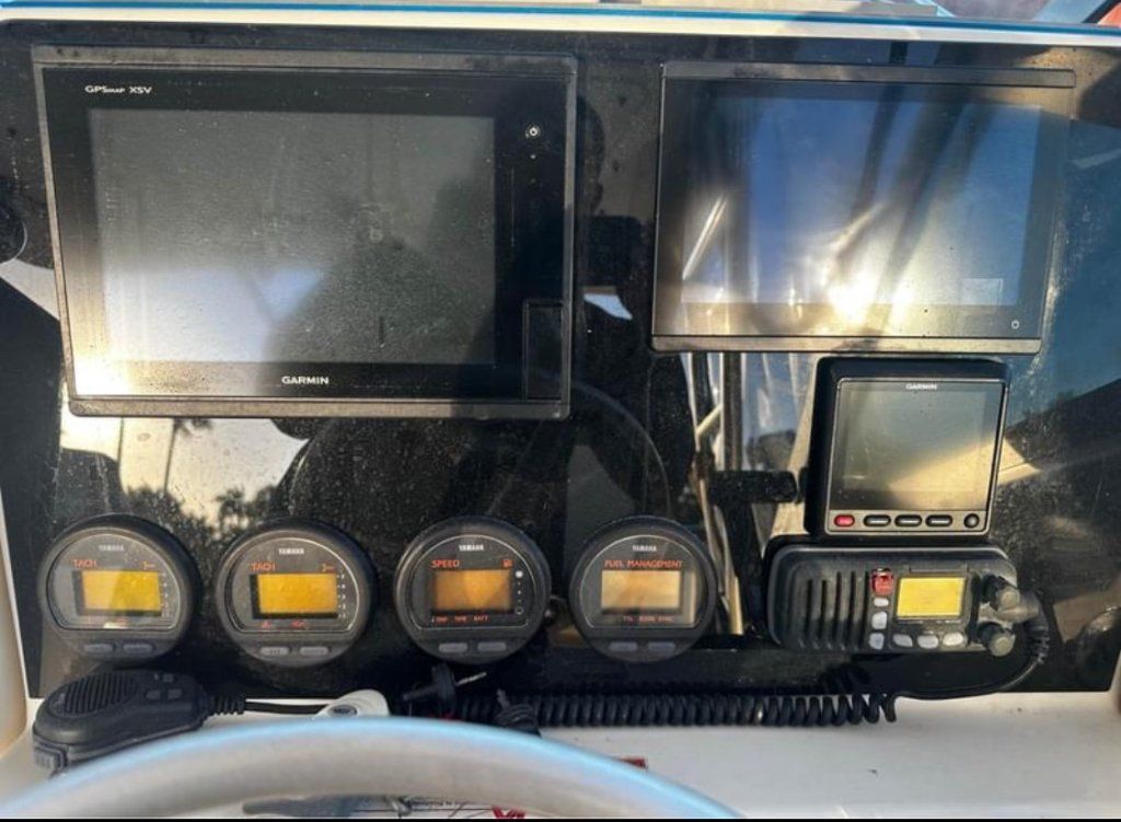 2004 Pursuit 2870 WA Fort Myers, Fl 75900