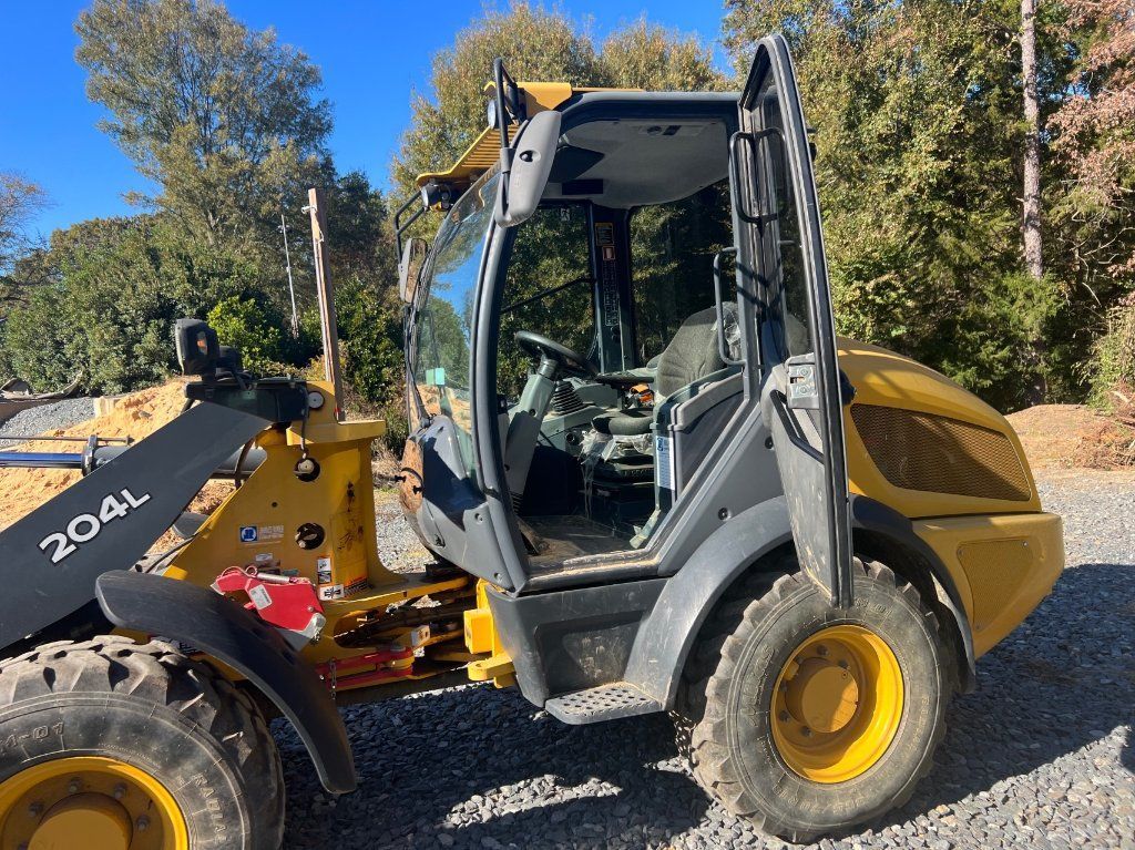 2018 John Deere 204L Wheel Loader For Sale In Stanfield, North Carolina 28163