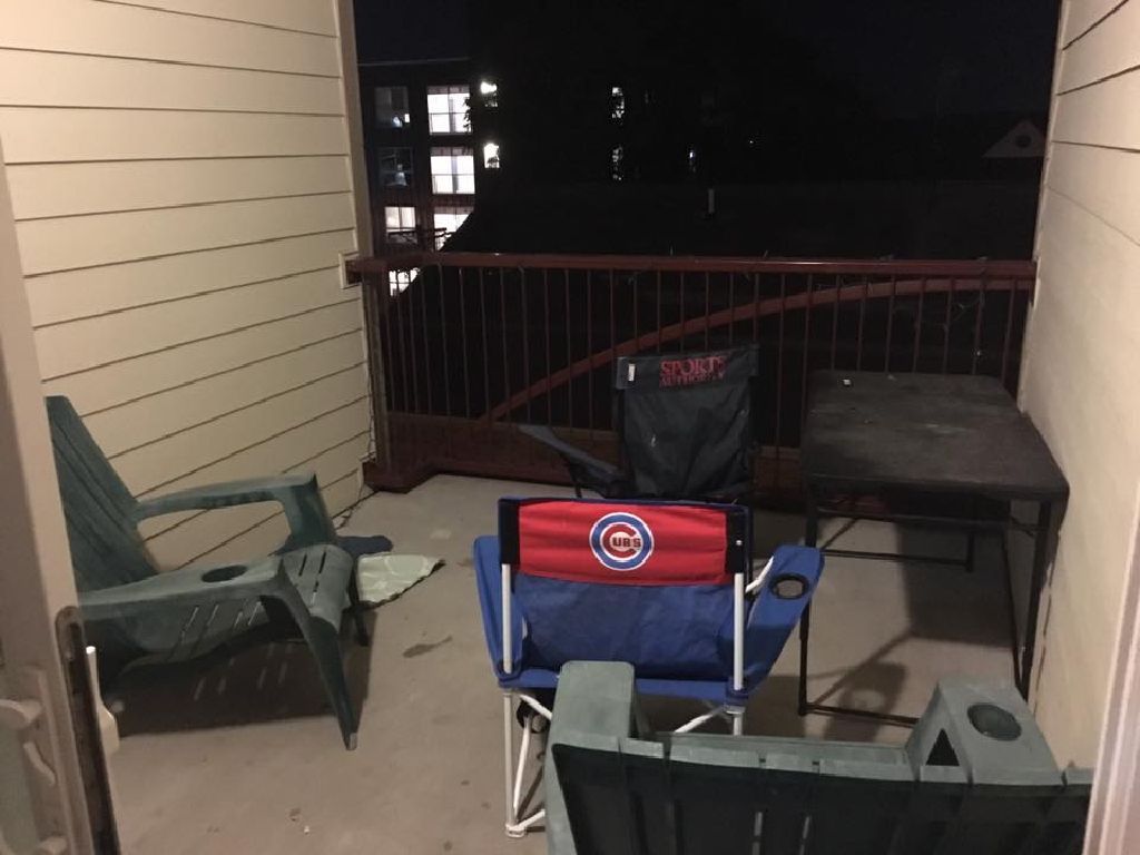 Subleasing room in 4 bedroom apartment