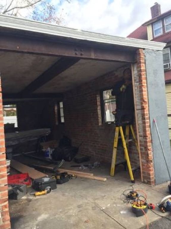REPAIR AND INSTALL GARAGE DOORS ALL OVER NEW YORK AND LONG ISLAND