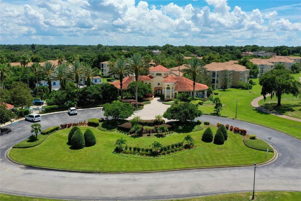 BEAUTIFUL 2-BED CONDO IN ORLANDO, FULLY FURNISHED!