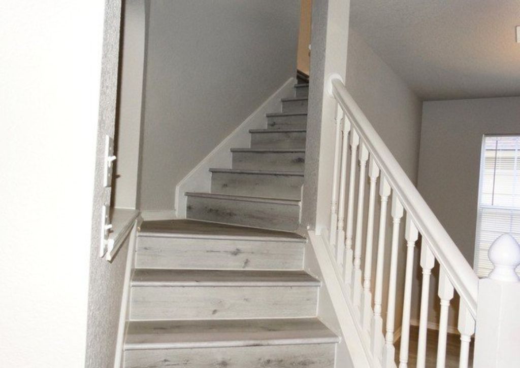 10619 Barbwire Pass - Home For Rent 4/2.5/2 in San Antonio. TX 78254