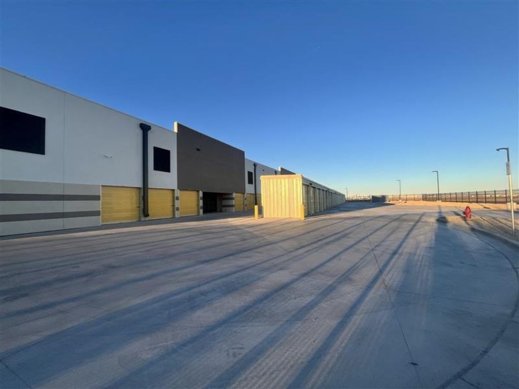 New Units/AC units/Drive Up's & Parking spaces at Nest Self Storage