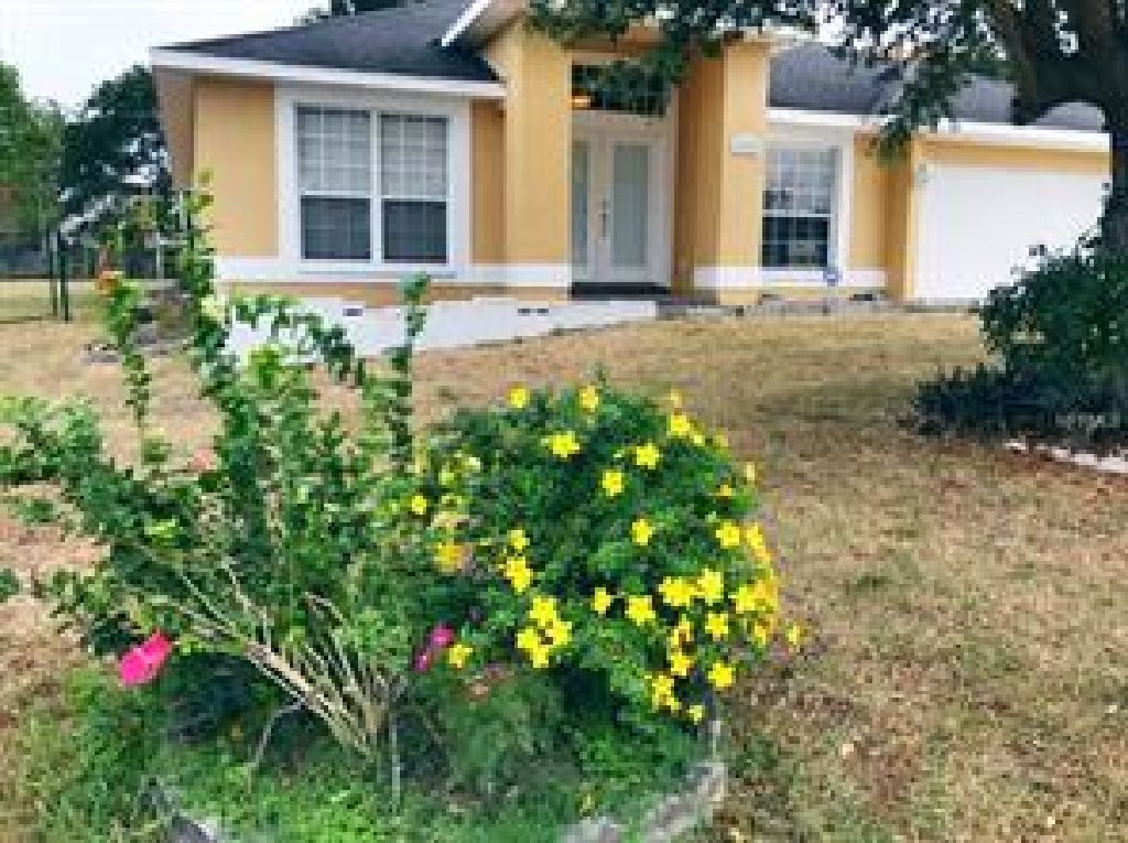 Easy commute to highway this immaculate ready to move in home