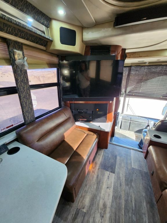 1999 Prevost H3 45 Entertainer Bus For Sale In Nashville, Tennessee