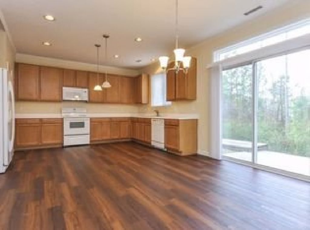 Spacious Single Family Home for rent 3 beds 2.5 baths